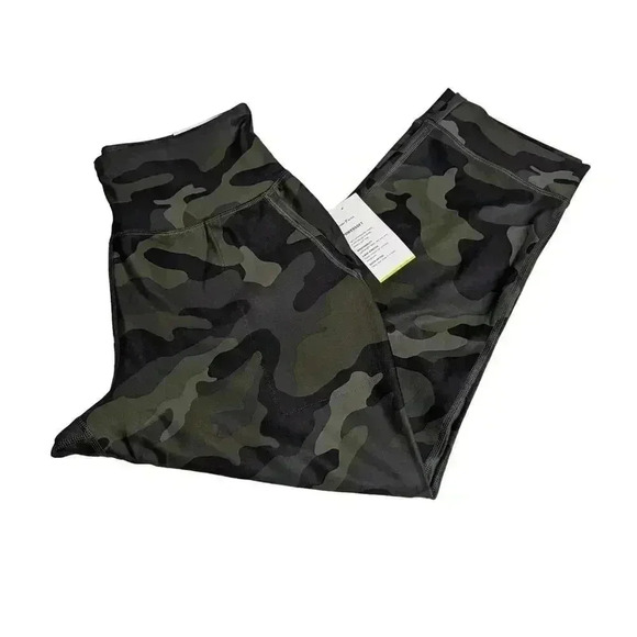 New Old Navy Green Camo Powersoft Jogger Crop Pants High Rise Go Dry Size M - Picture 1 of 8